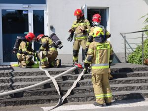 Powiększ obraz: Ćwiczenia doskonalące dla strażaków ochotników