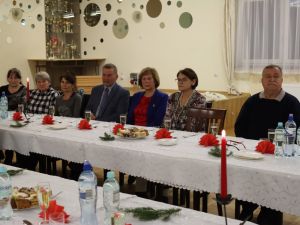Powiększ obraz: Spotkanie noworoczne seniorów w Kisielowie