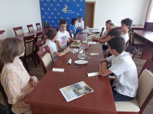Powiększ obraz: IV sesja Młodzieżowej Rady Gminy