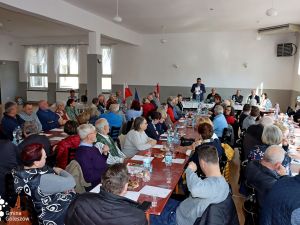 Powiększ obraz: Zebranie sprawozdawczo-wyborcze Gminnego Koła PTTK nr 19 "Ślimoki" w Goleszowie