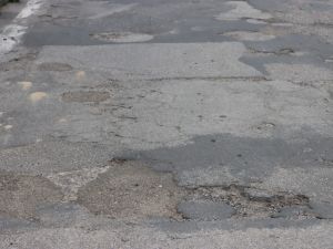 Powiększ obraz: Odcinek ulicy Wolności do remontu