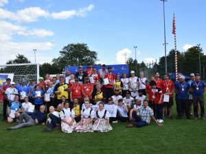 Powiększ obraz: Medaliści Mistrzostw Polski w Łucznictwie w Goleszowie