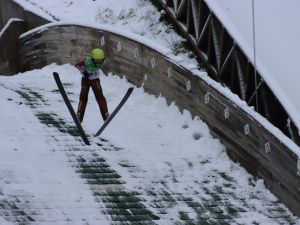 Powiększ obraz: 38. Skoki narciarskie Mikołaj z Goleszowa