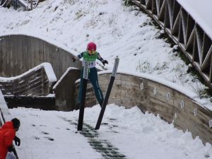 Powiększ obraz: 49. Skoki narciarskie Mikołaj z Goleszowa