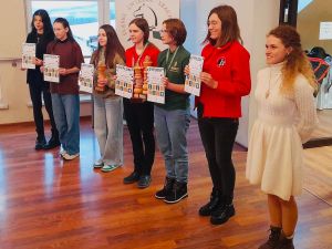 Powiększ obraz: Laureaci Pucharu Śląska Juniorów w szachach szybkich