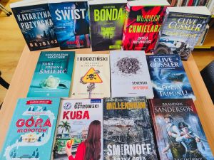 Powiększ obraz: Nowości czytelnicze, fot .Gminna Biblioteka Publiczna