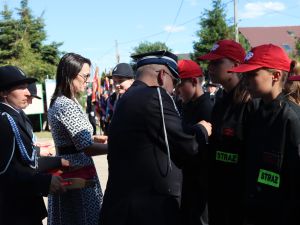 Powiększ obraz: Jubileusz 100-lecia Ochotniczej Straży Pożarnej w Kozakowicach