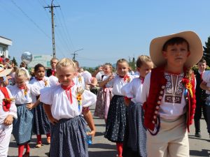 Powiększ obraz: Korowód cz. I