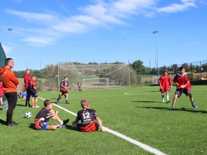 Powiększ obraz: Z Orlika na Stadion