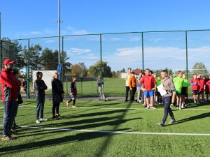 Powiększ obraz: Z Orlika na Stadion