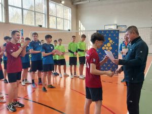 Powiększ obraz: Gminne Zawody w Piłce Siatkowej Dziewcząt i Chłopców