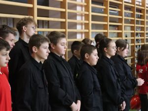 Powiększ obraz: I Halowe Zawody Sportowo-Pożarnicze
