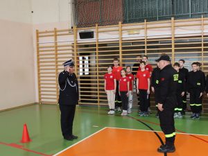 Powiększ obraz: I Halowe Zawody Sportowo-Pożarnicze