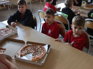 Powiększ obraz: I Halowe Zawody Sportowo-Pożarnicze