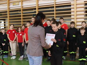 Powiększ obraz: I Halowe Zawody Sportowo-Pożarnicze