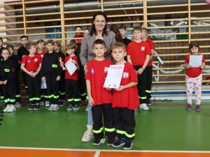 Powiększ obraz: I Halowe Zawody Sportowo-Pożarnicze