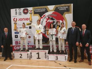 Powiększ obraz: fot. Cieszyńska Szkoła Karate Kyokushin Bogdan Kubica