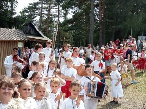 Powiększ obraz: Dziecięcy Zespół Folklorystyczny Lokčan