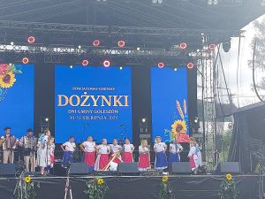 Powiększ obraz: Dziecięcy Zespół Folklorystyczny Lokčan