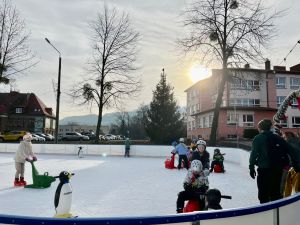 Powiększ obraz: Szkoła Podstawowa w Bażanowicach