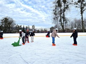 Powiększ obraz: Zespół Szkolno-Przedszkolny w Dzięgielowie