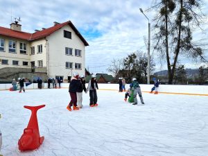 Powiększ obraz: Zespół Szkolno-Przedszkolny w Dzięgielowie