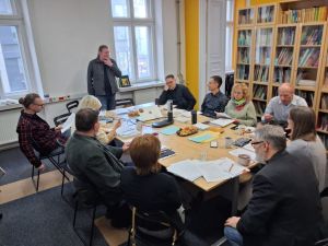 Powiększ obraz: Seminarium eksperckie, Warszawa 2026; źródło: proste.ngo